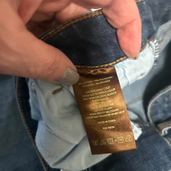 Kut from the Kloth Blue Boot Cut Jeans Classic Style - Picture 4 of 8